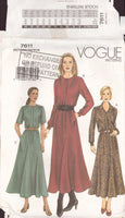 Vogue 7611 Very Loose Fitting Dress, Sewing Pattern Size 14-16-18, Uncut, Factory Folded