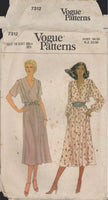 Vogue 7312 Sewing Pattern, Dress, Size 10, Cut, Complete