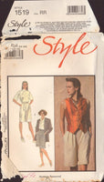 Style 1519 Sewing Pattern, Women's Shorts, Size 14-20, Uncut, Factory Folded